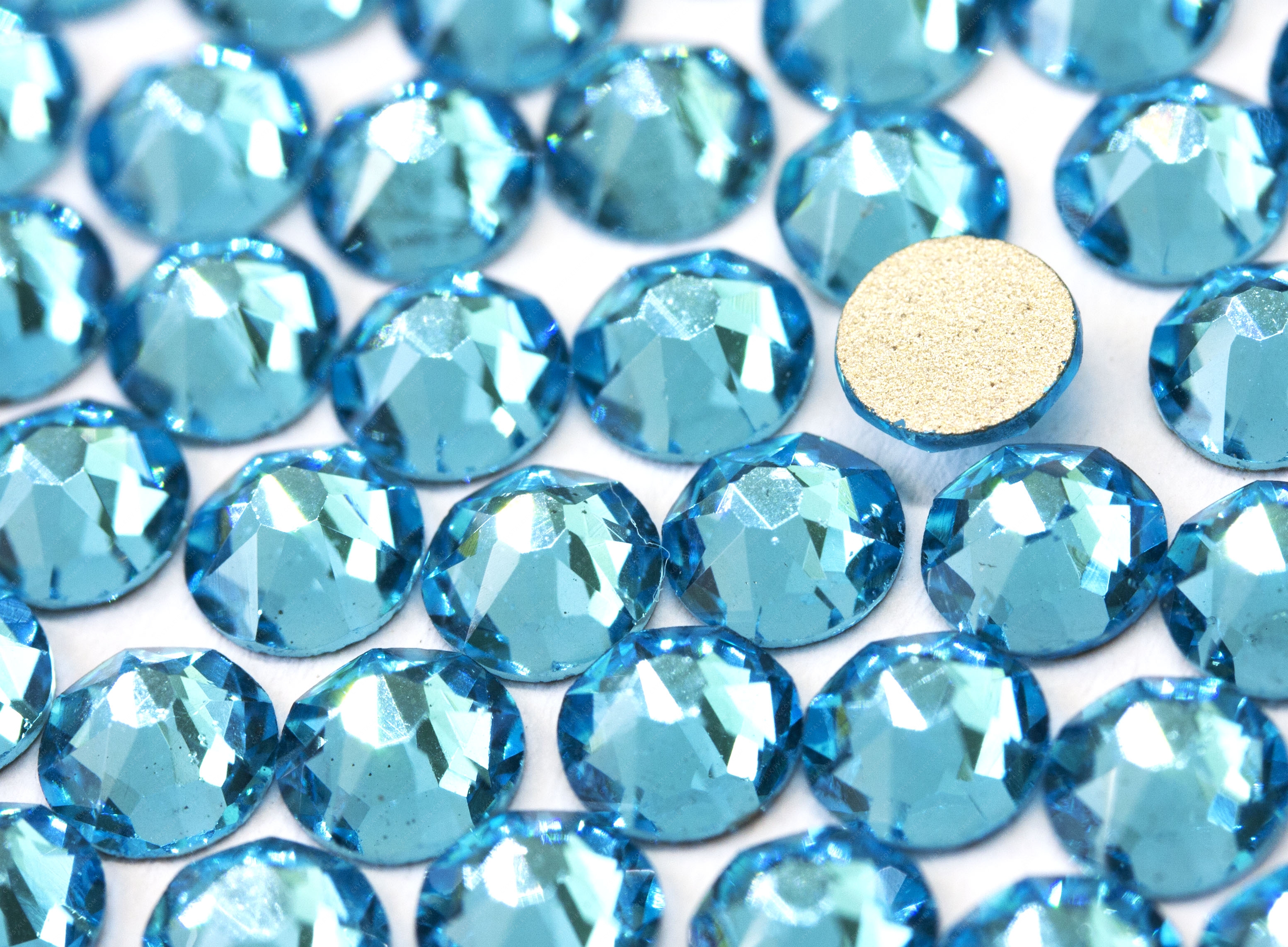 Crystalline Aqua* Xirius Rose 2088